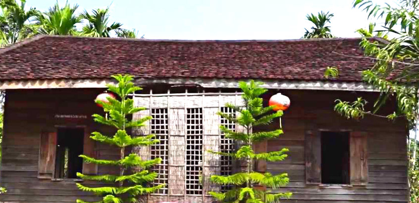 ho-chi-minh-house-museum